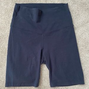 Aritzia bike shorts